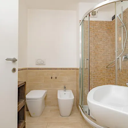 Romana Loft *
